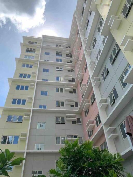 1Br With Extra Room At One Regis- Megaworld Bacolod Luaran gambar